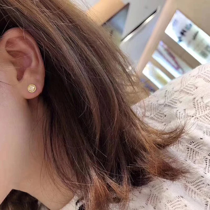Classic Women's Stud Earring