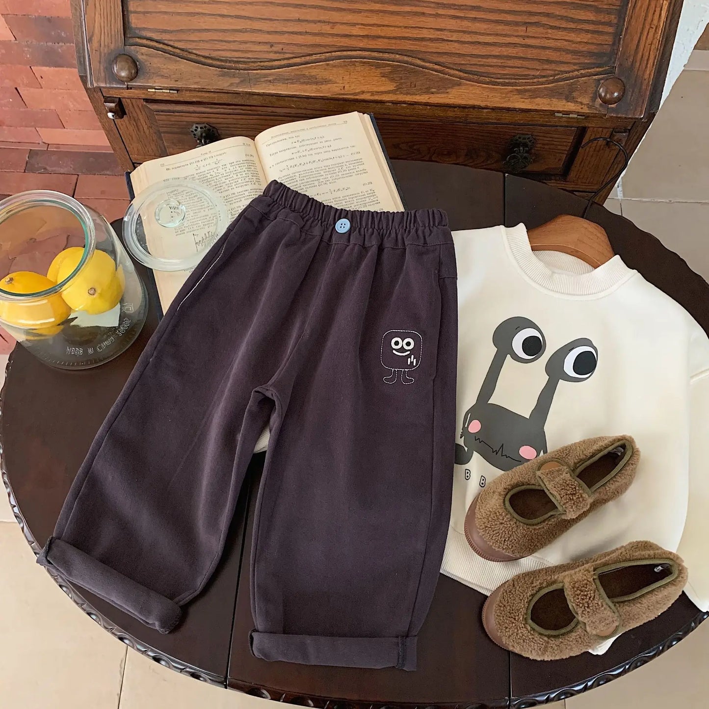 Ins 2025 Autumn Childrens Boys Casual Pants Cartoon Embroidered Cotton Baby Boys Pants Kids Boys Straight Leg Loose Pants